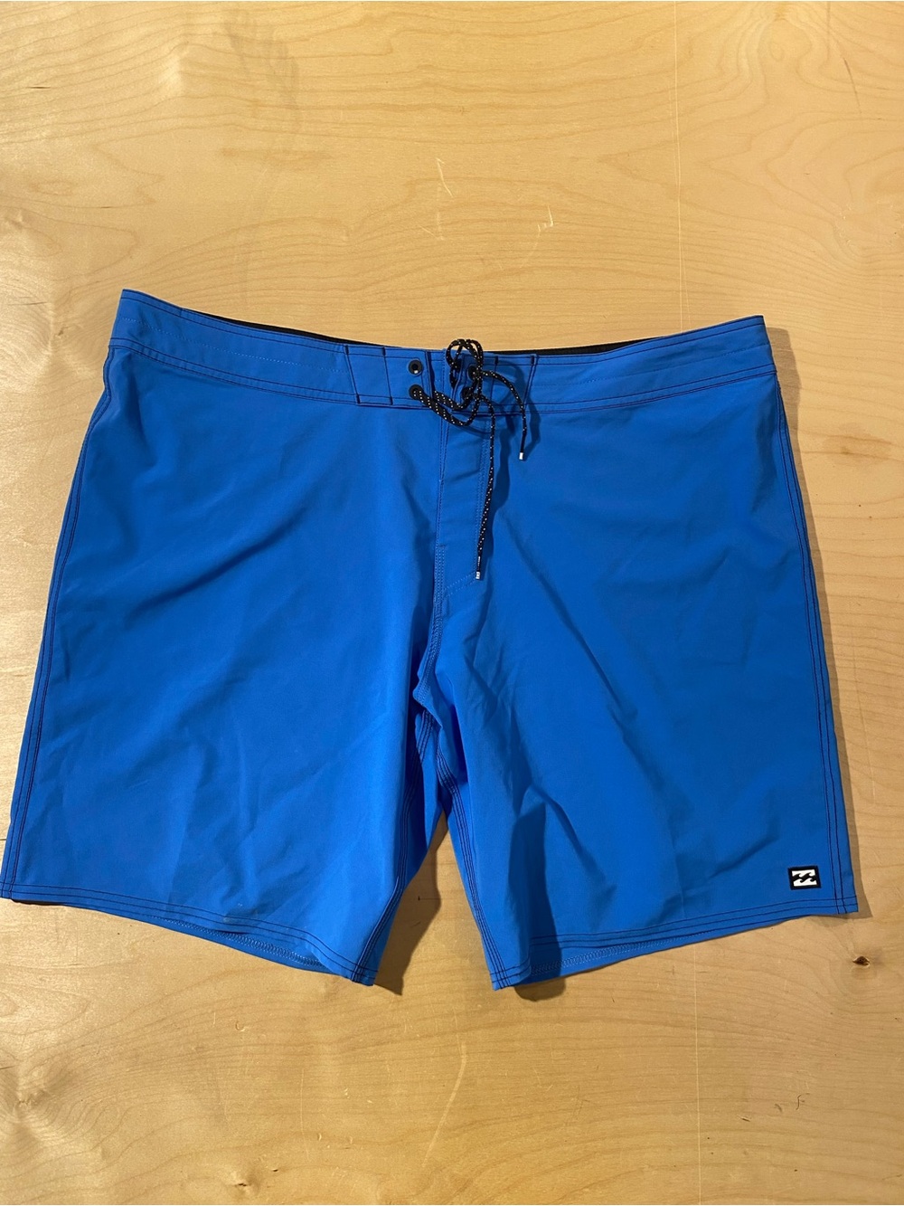 Billabong Men's Blue Classic Boardshorts 42 (BM)